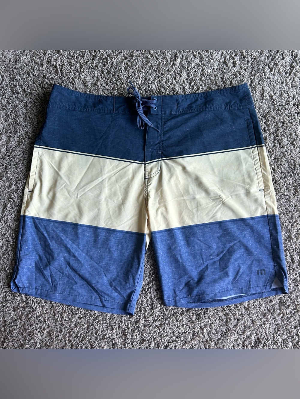Travis Mathew Board Shorts Mens 36x8.5 Blue/Yellow Color Block Genoa Swim Trunks